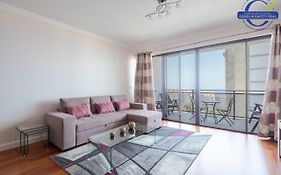 Elegant Apartment With Sea Views By Trip2Portugal